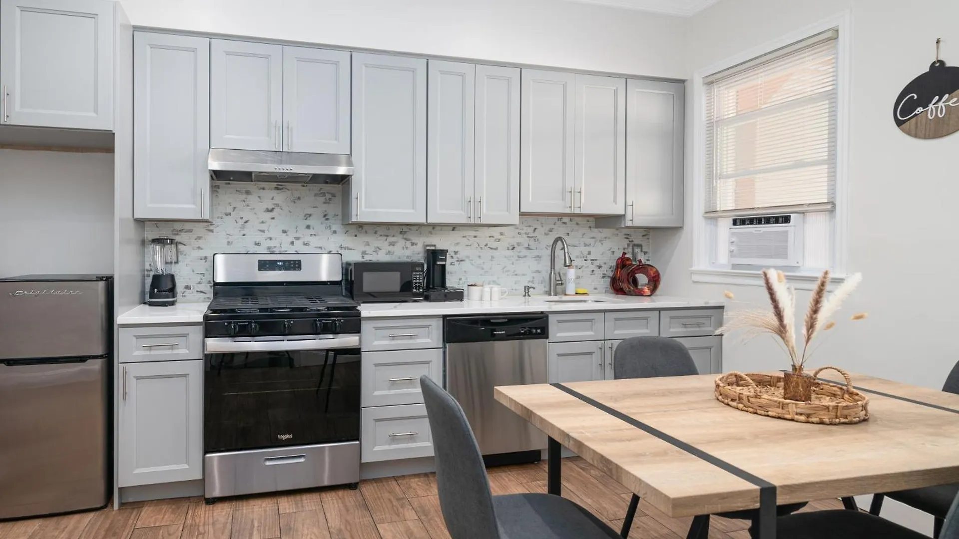 Apartment 25 Mins To Midtown Manhattan Guttenberg